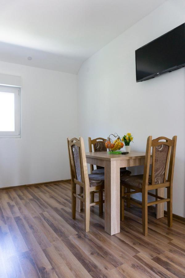Apartmani Matej Trebinje Luaran gambar